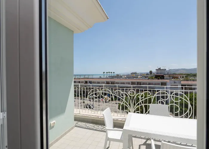 Altomare - Vibra * Villa Rosa Di Martinsicuro