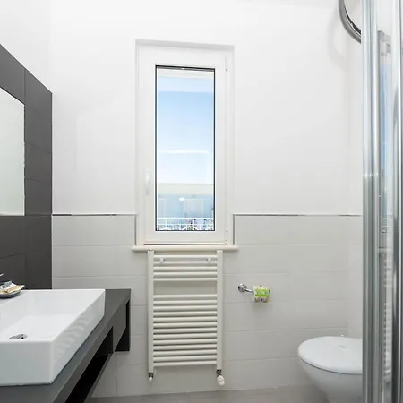 Altomare - Vibra * Villa Rosa Di Martinsicuro